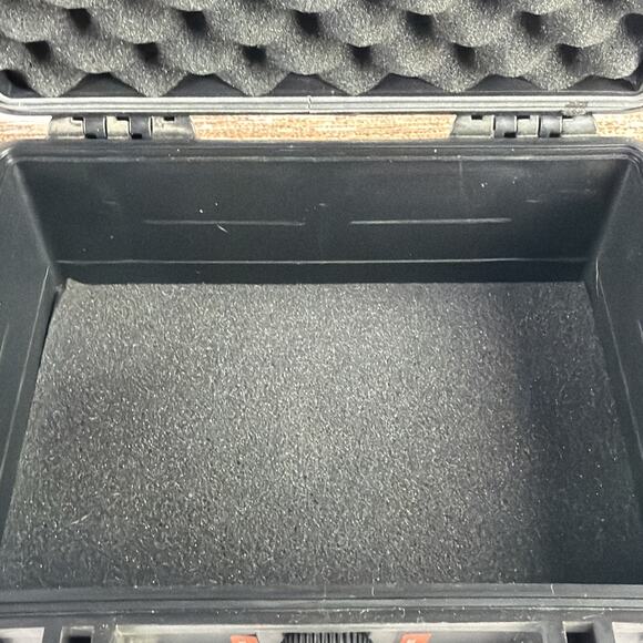 Apache 1800 Weatherproof and Protective Case,Black - Picture 5 of 6